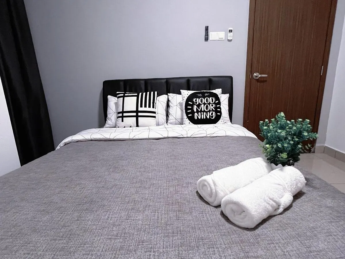 Big Two Bedrooms 1-6 Pax Luxury Condo At D Secret Garden - Johor Bahru-Setia Tropika-Utm-Mid Valley-Paradigm Mall 0*,  Malaysia