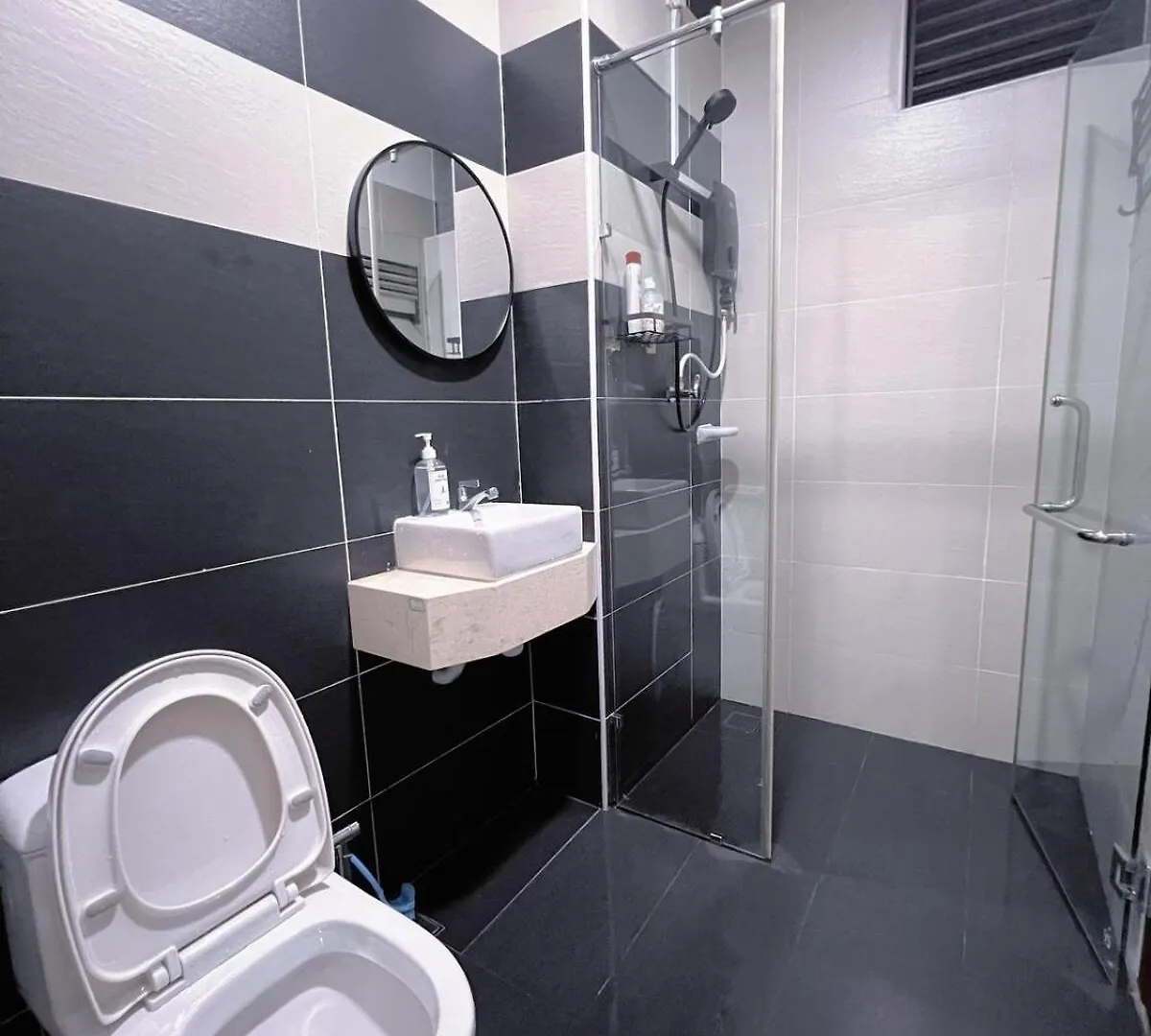 Big Two Bedrooms 1-6 Pax Luxury Condo At D Secret Garden - Johor Bahru-Setia Tropika-Utm-Mid Valley-Paradigm Mall